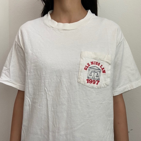 Vintage Miss Ole Miss 1997 Law Graphic White Shirt - Picture 2 of 4